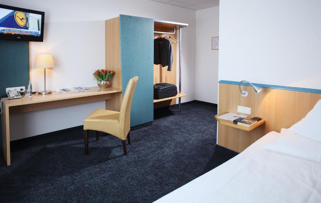 Brackweder Hof Hotel Bielefeld Room photo